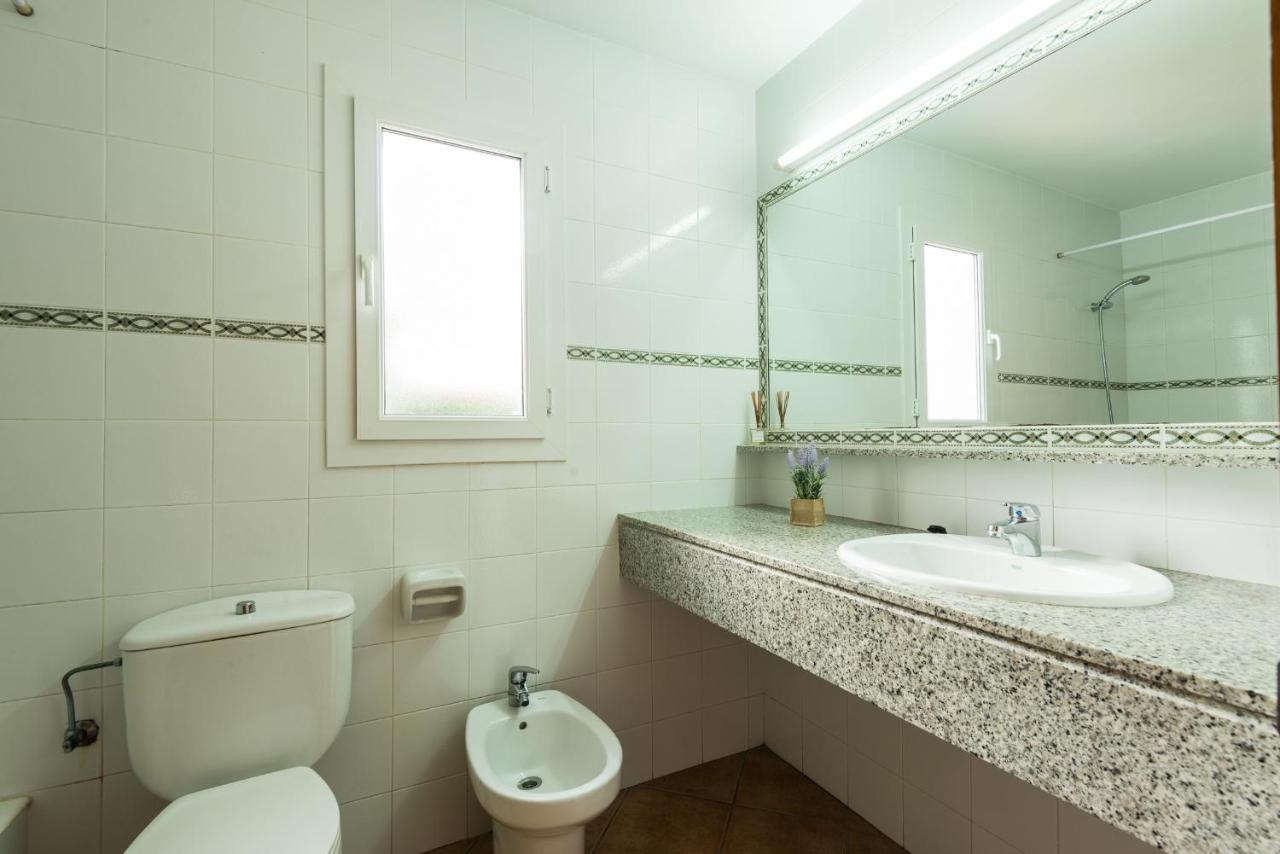 Villa Bea Кала'н Бош Екстериор снимка