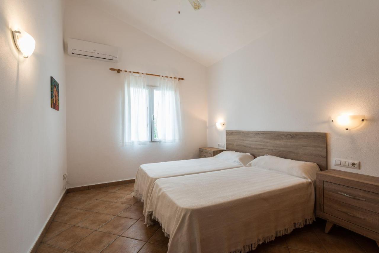 Villa Bea Кала'н Бош Екстериор снимка